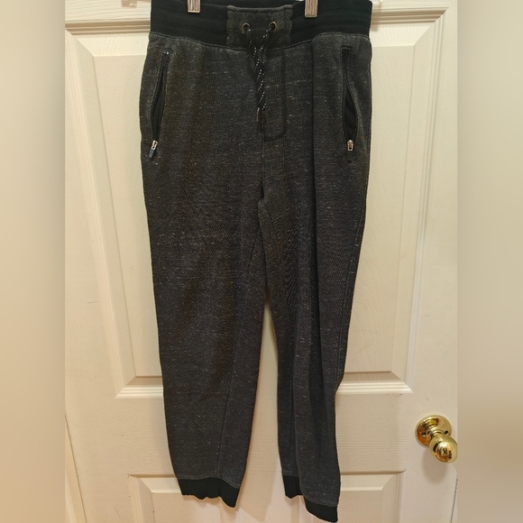 Old Navy boys joggers - Picture 1 of 3